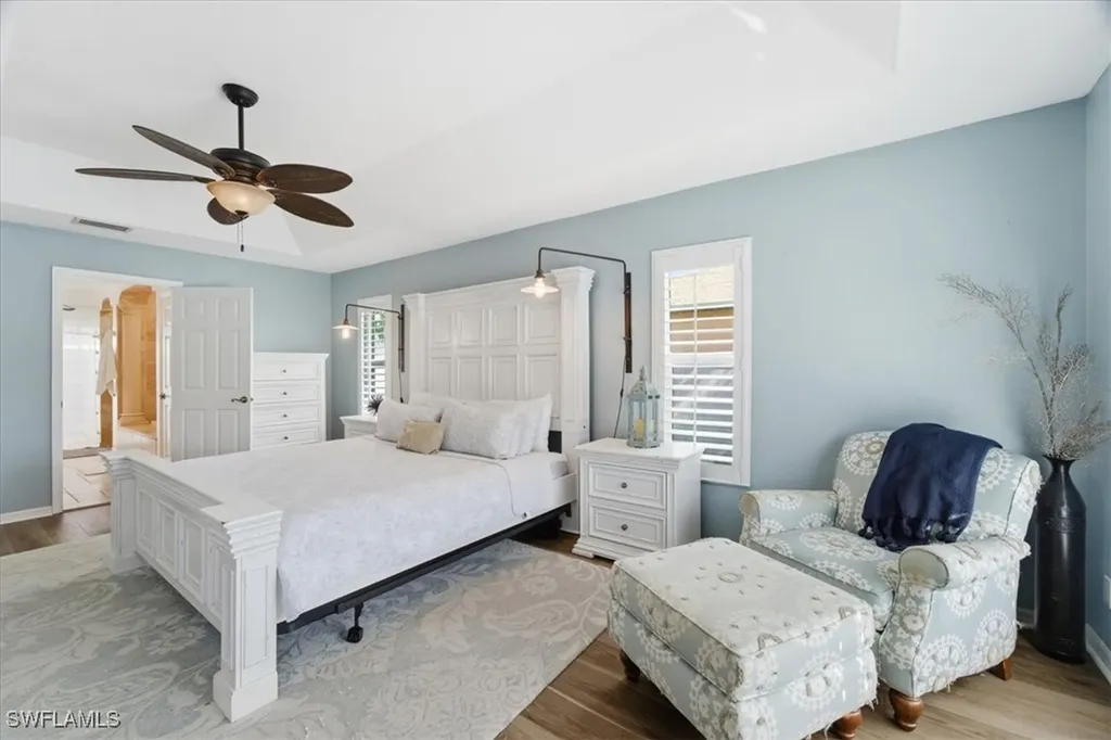 2206 Beach Parkway W Cape Coral FL 33914