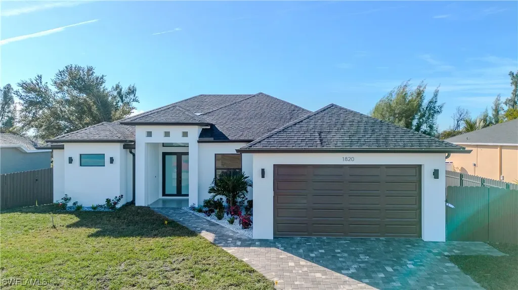 1820 SW 2nd Street Cape Coral FL 33991