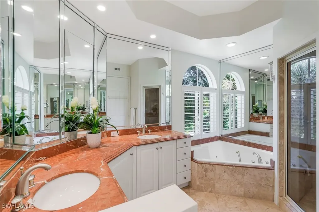 1560 Clermont Drive Naples FL 34109