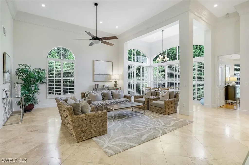 1560 Clermont Drive Naples FL 34109