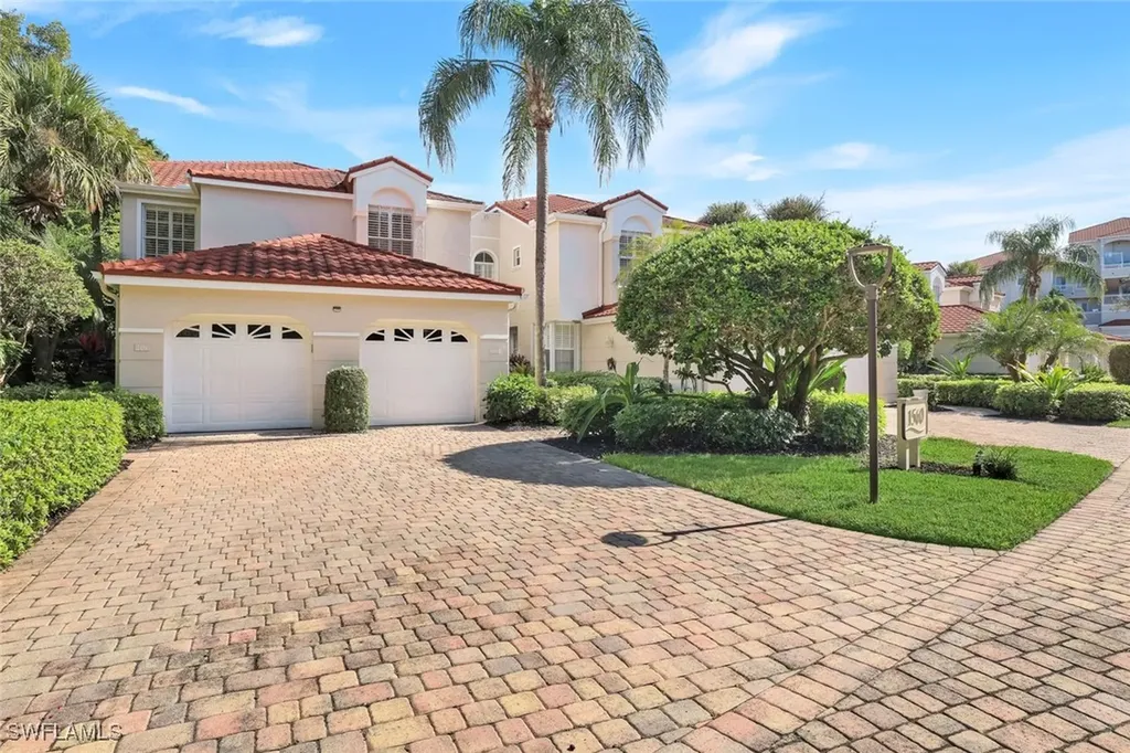 1560 Clermont Drive Naples FL 34109