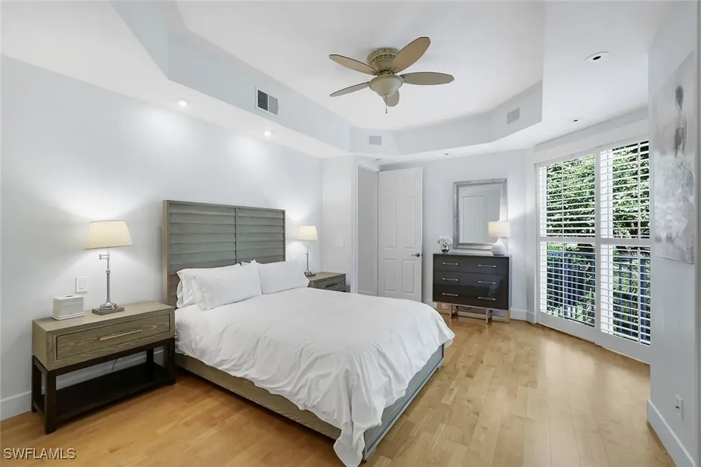 1560 Clermont Drive Naples FL 34109