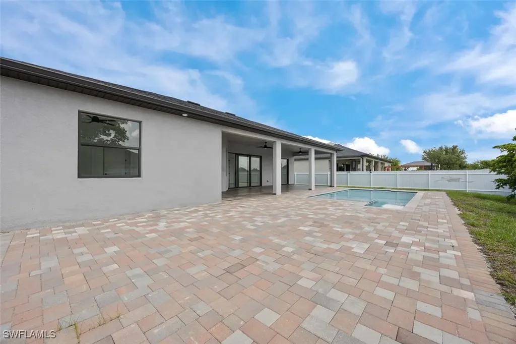 1609 Nelson Road N Cape Coral FL 33993