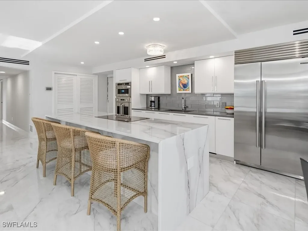 2750 Gulf Shore Boulevard N Naples FL 34103