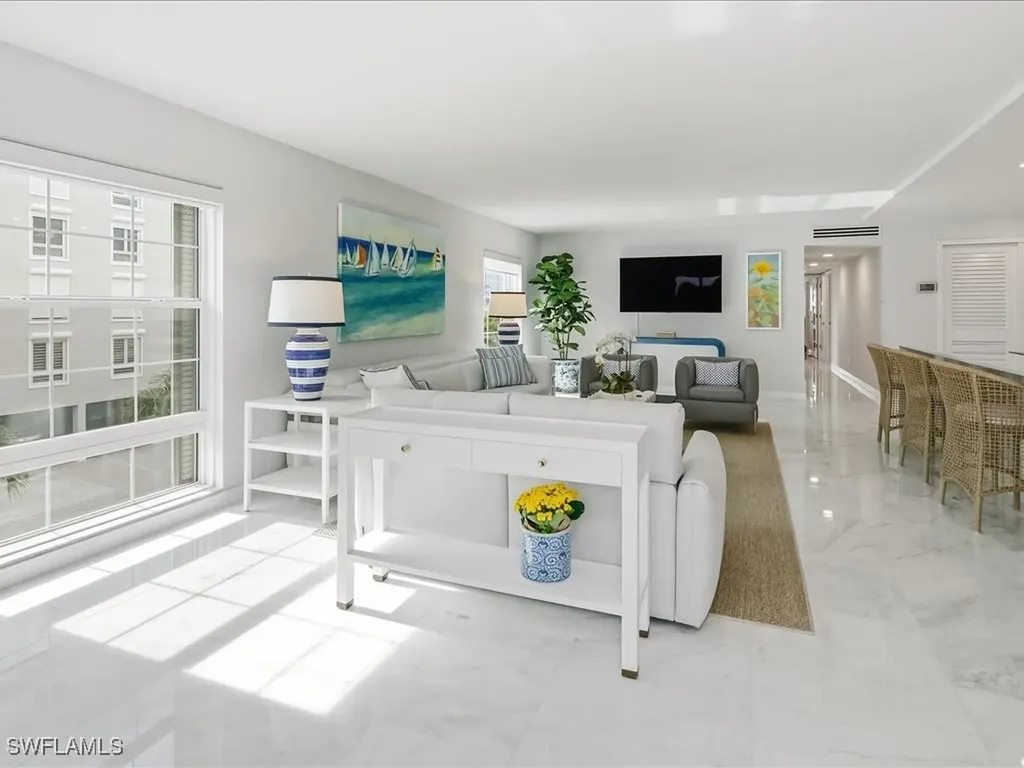 2750 Gulf Shore Boulevard N Naples FL 34103
