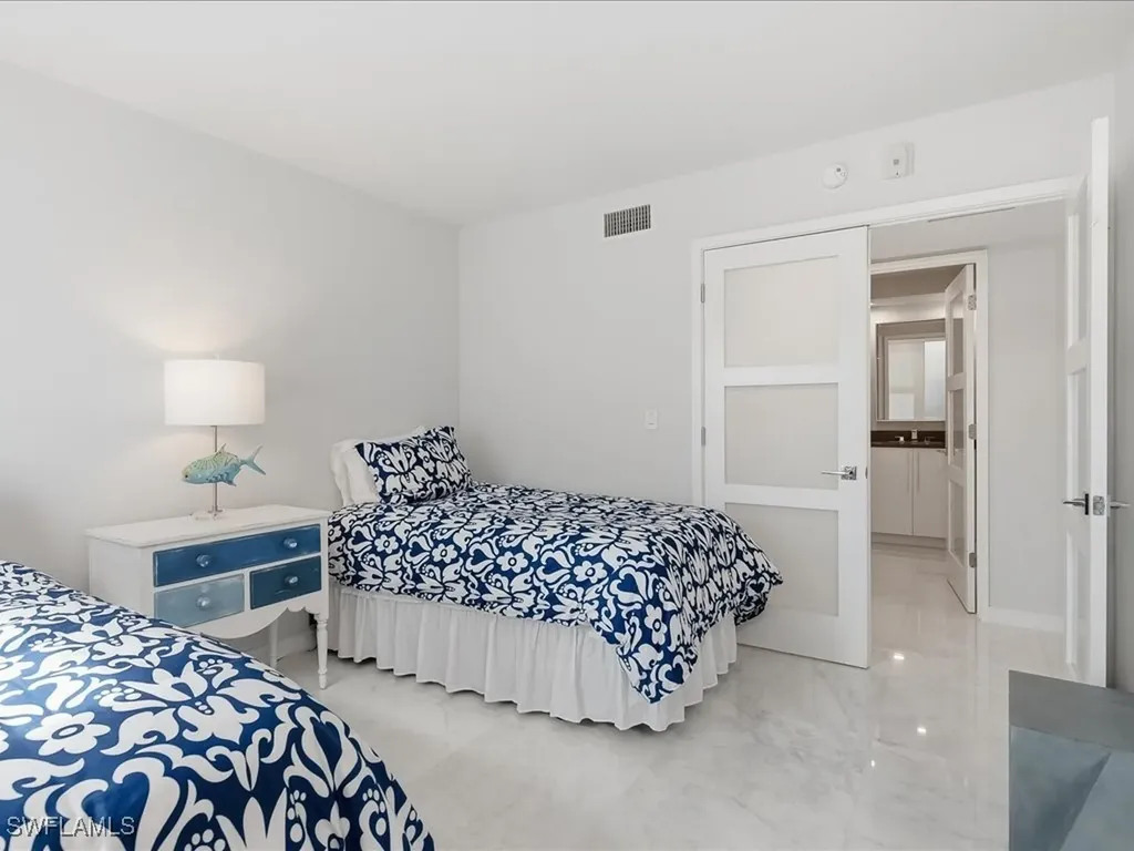 2750 Gulf Shore Boulevard N Naples FL 34103
