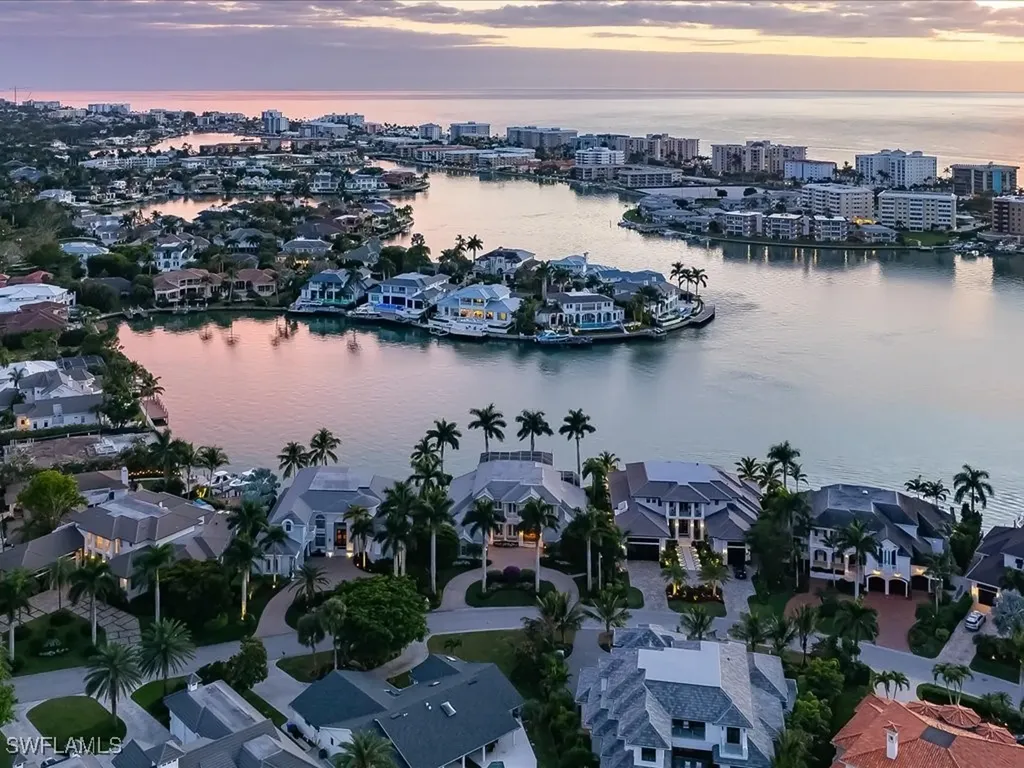 2750 Gulf Shore Boulevard N Naples FL 34103