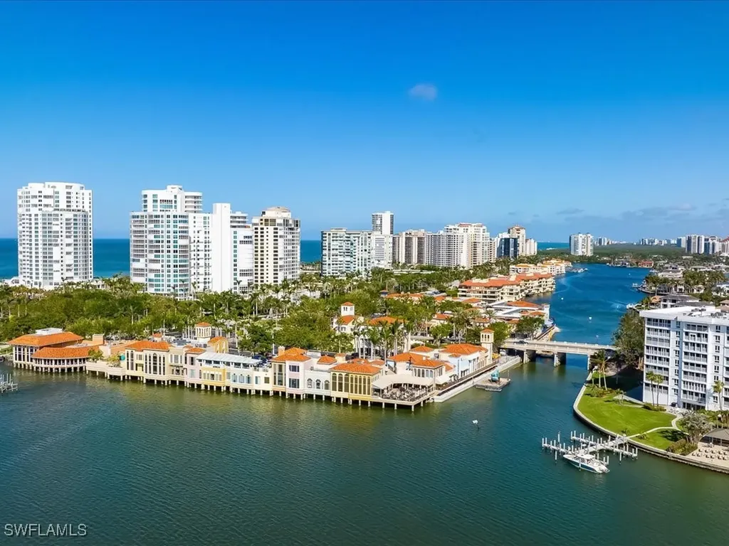 2750 Gulf Shore Boulevard N Naples FL 34103