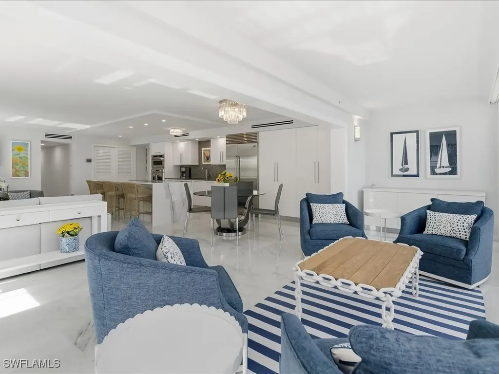 2750 Gulf Shore Boulevard N Naples FL 34103