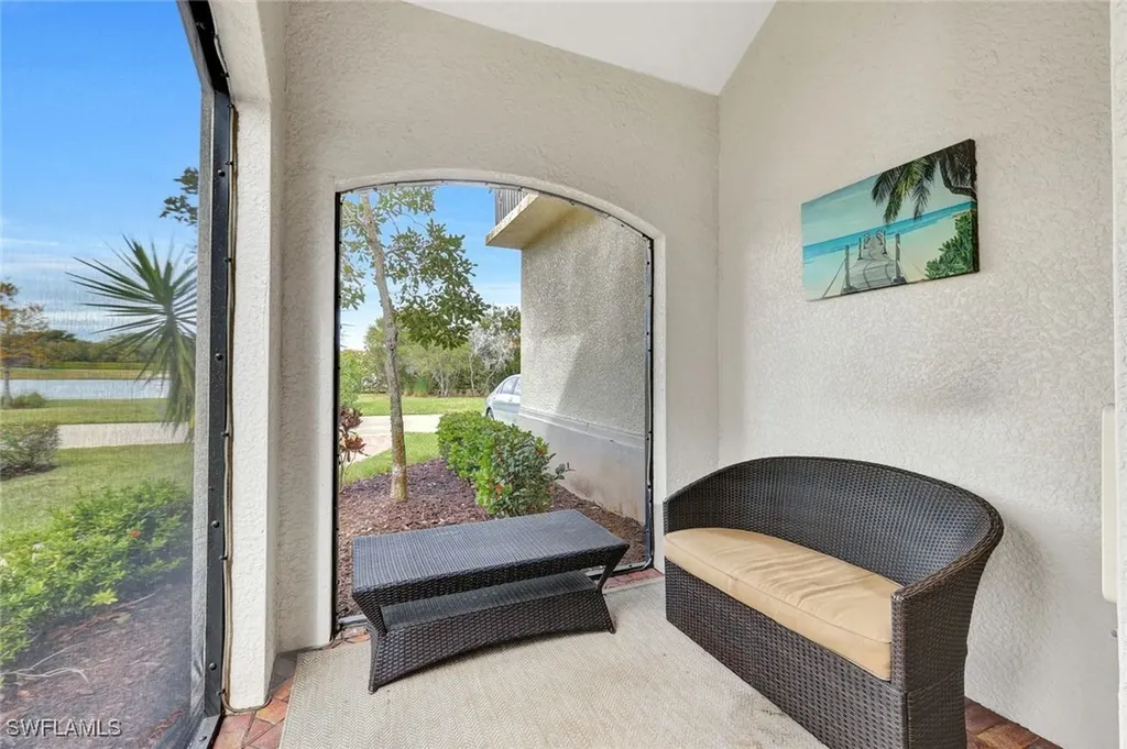 1439 Santiago Circle Naples FL 34113