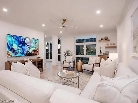 400 Park Shore Drive Naples FL 34103
