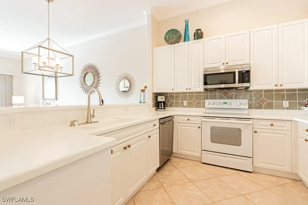 1182 Sweetwater Lane Naples FL 34110