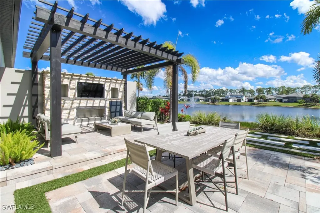 14723 Kingfisher Loop Naples FL 34120