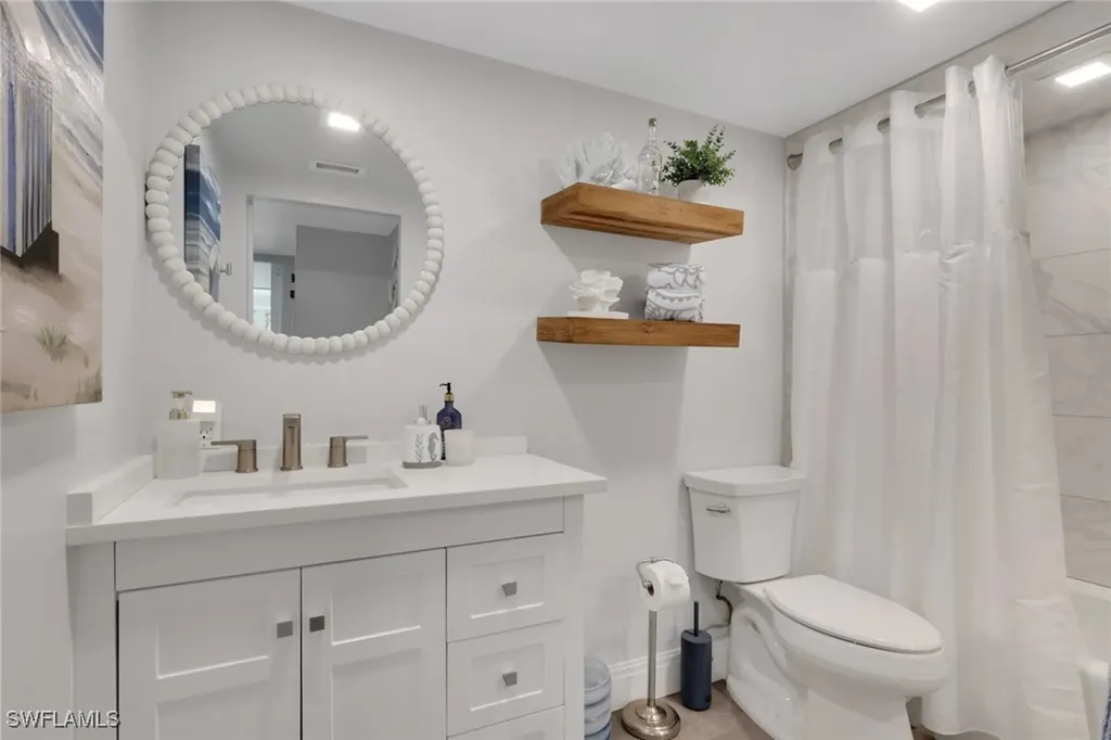 3 Bluebill Avenue Naples FL 34108