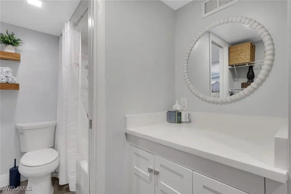 3 Bluebill Avenue Naples FL 34108