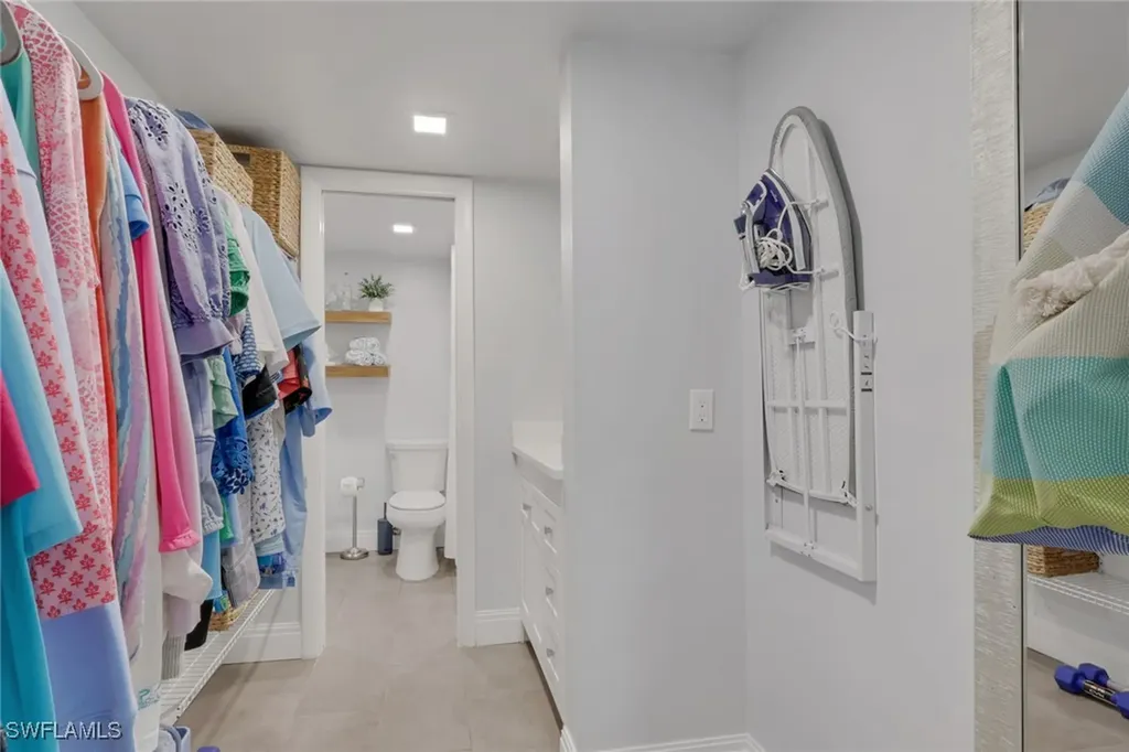 3 Bluebill Avenue Naples FL 34108