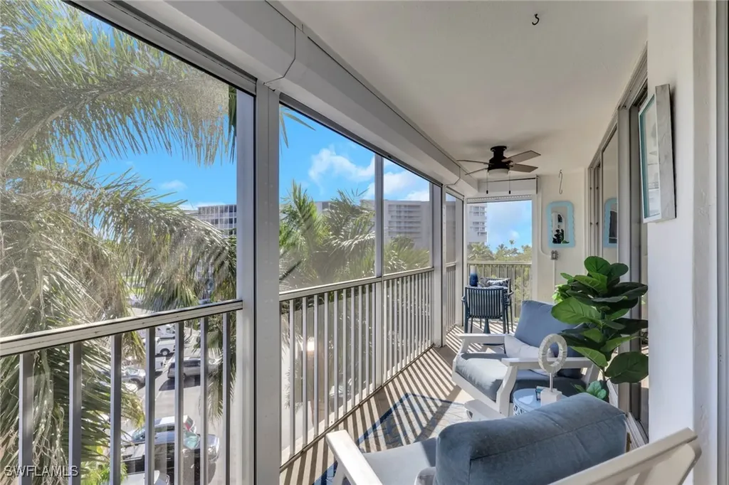 3 Bluebill Avenue Naples FL 34108