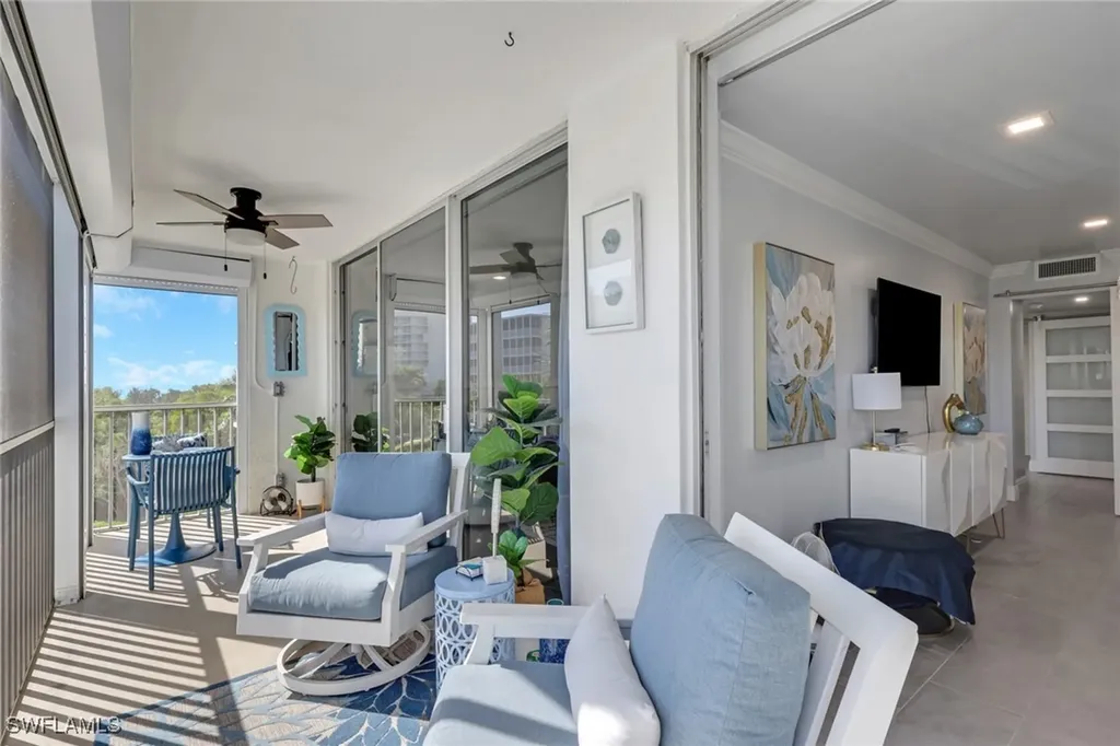 3 Bluebill Avenue Naples FL 34108