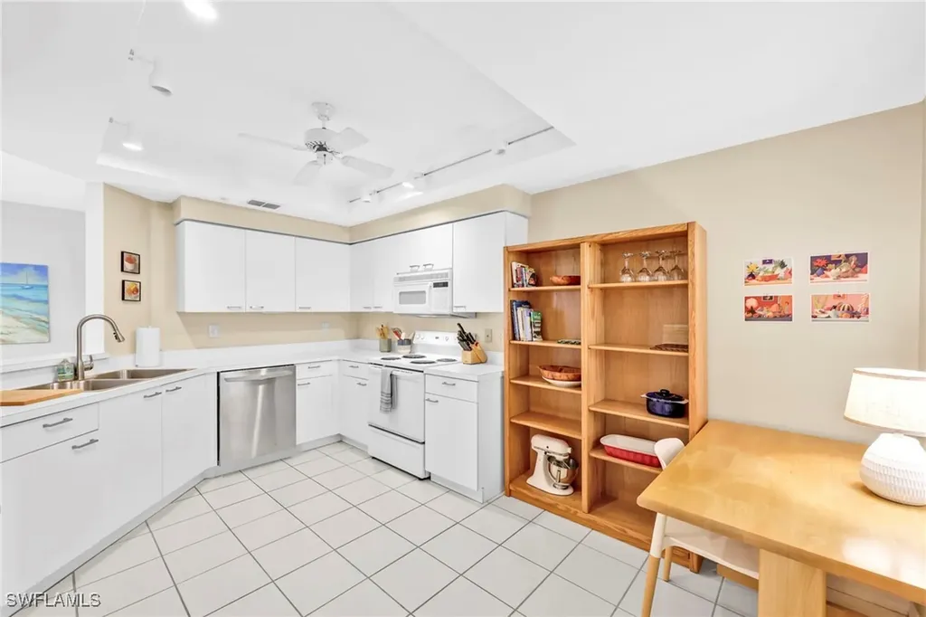 2864 Mizzen Way Naples FL 34109