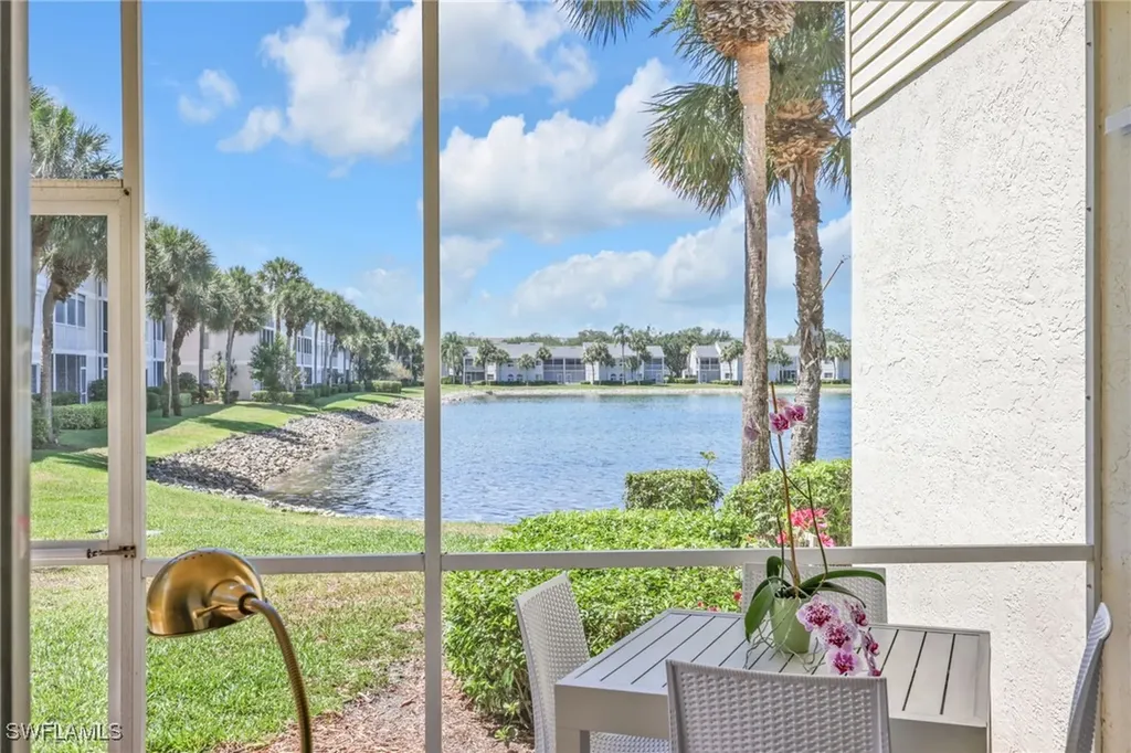 2864 Mizzen Way Naples FL 34109