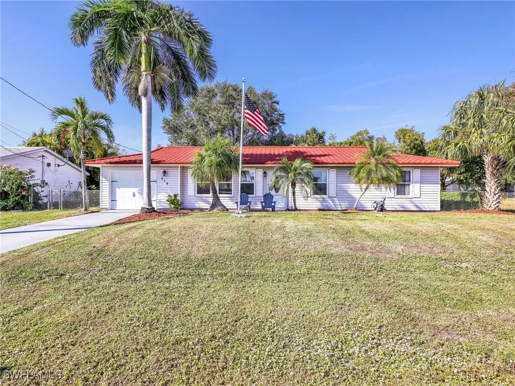 914 NE 2nd Avenue Cape Coral FL 33909