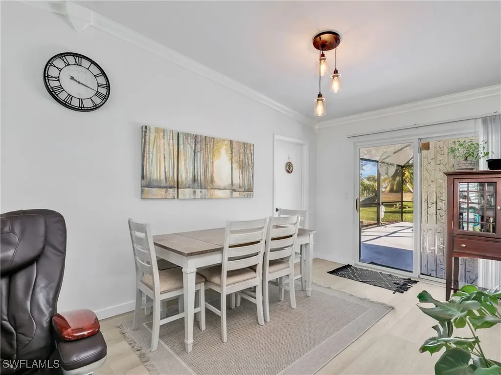 914 NE 2nd Avenue Cape Coral FL 33909