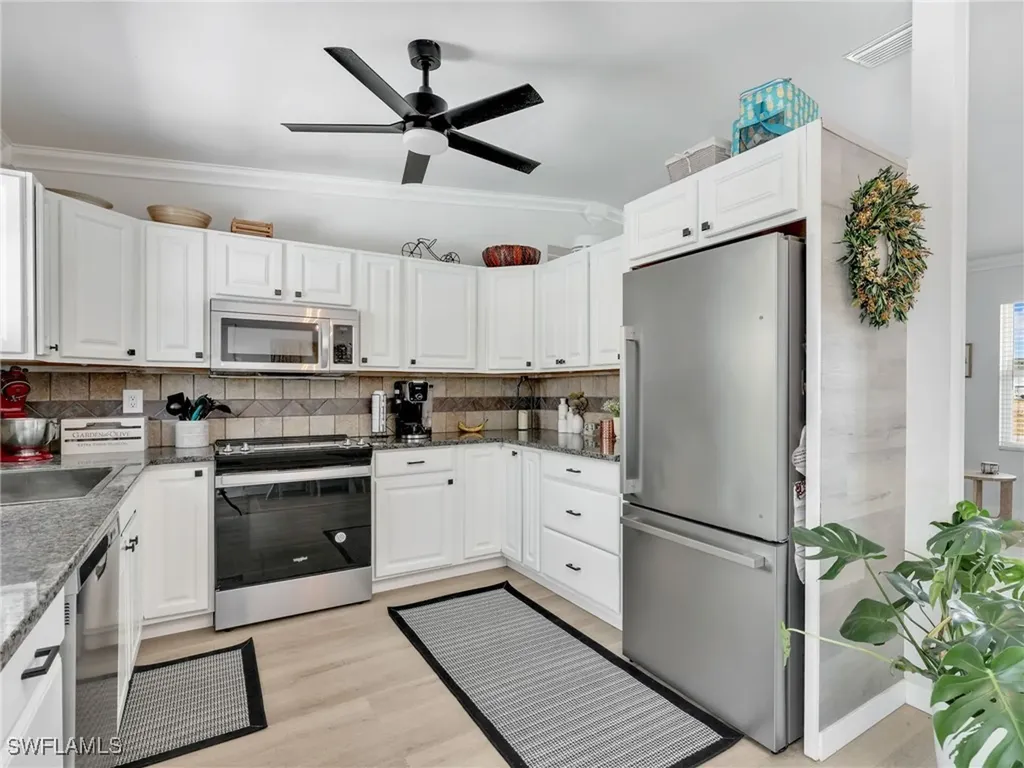 914 NE 2nd Avenue Cape Coral FL 33909