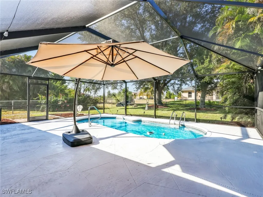 914 NE 2nd Avenue Cape Coral FL 33909