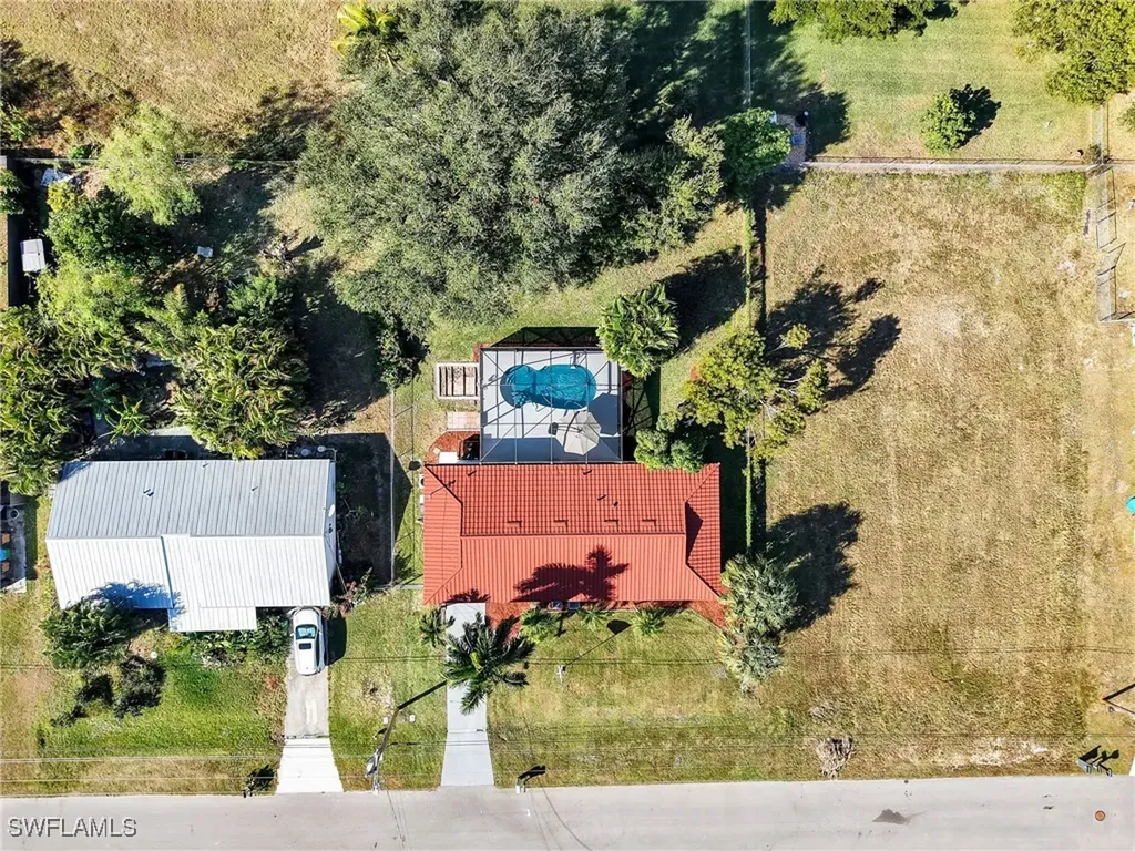 914 NE 2nd Avenue Cape Coral FL 33909