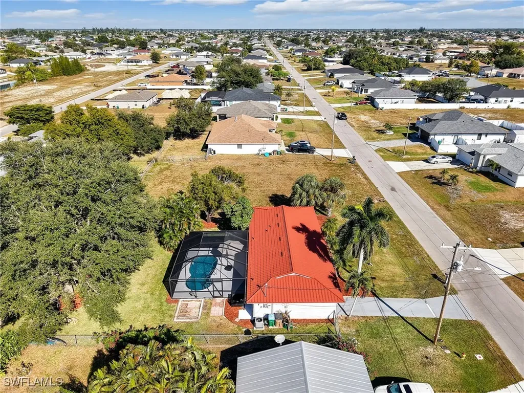 914 NE 2nd Avenue Cape Coral FL 33909