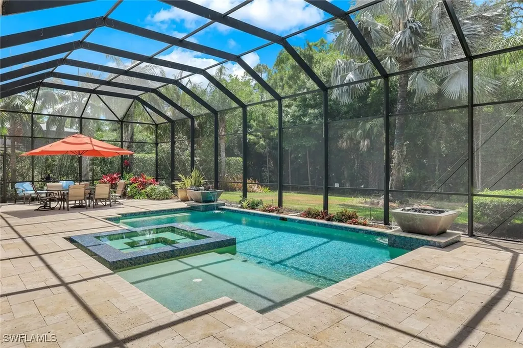 6477 Costa Circle Naples FL 34113