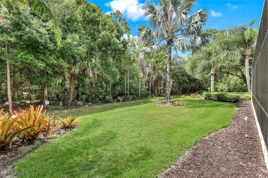 6477 Costa Circle Naples FL 34113