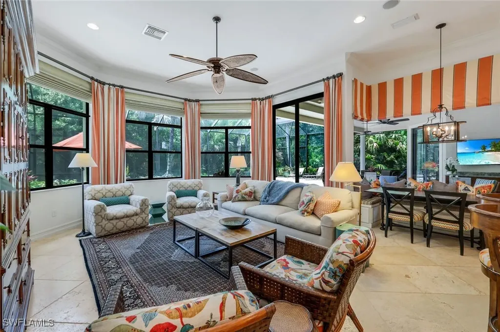 6477 Costa Circle Naples FL 34113