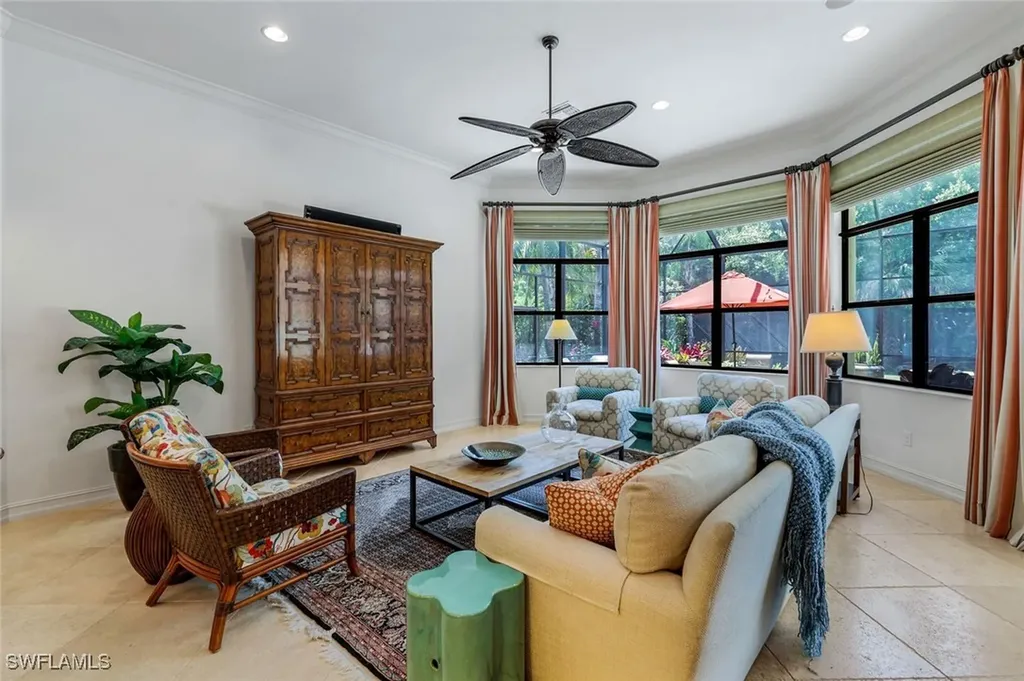 6477 Costa Circle Naples FL 34113