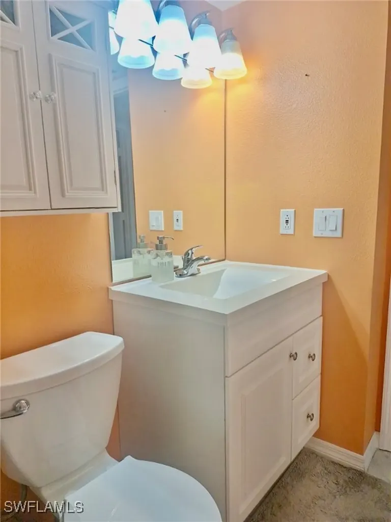 7104 Nantucket Circle North Fort Myers FL 33917