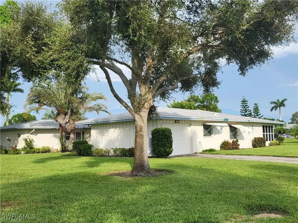 5541 Westwind Lane Fort Myers FL 33919