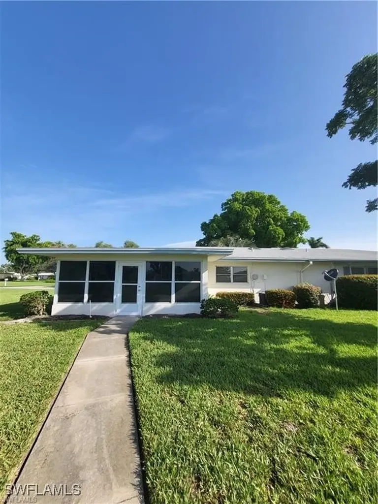 5541 Westwind Lane Fort Myers FL 33919