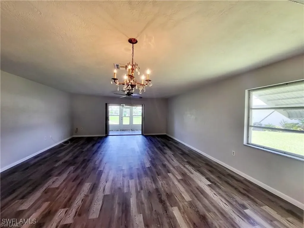 5541 Westwind Lane Fort Myers FL 33919
