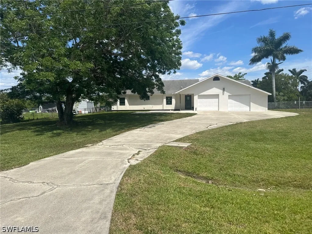 137 Meta Street Fort Myers FL 33905