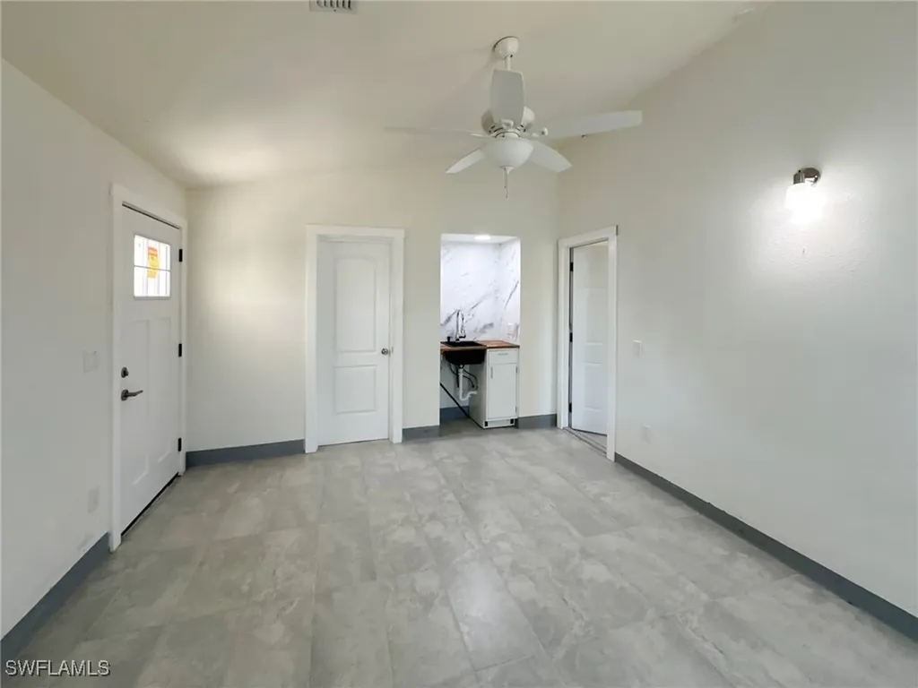 137 Meta Street Fort Myers FL 33905