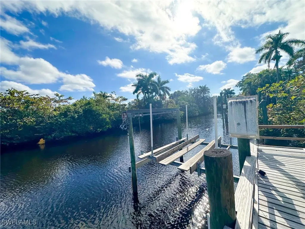 137 Meta Street Fort Myers FL 33905