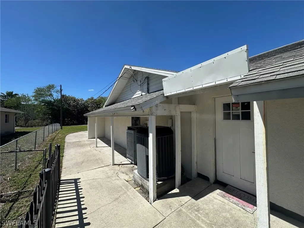 137 Meta Street Fort Myers FL 33905