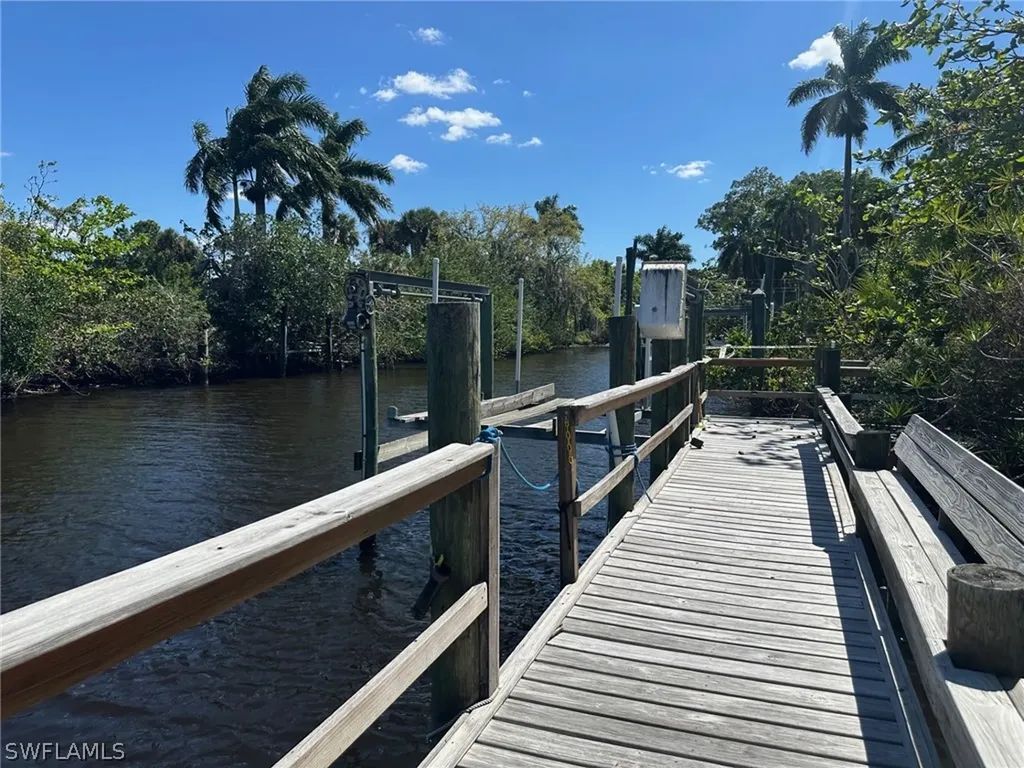 137 Meta Street Fort Myers FL 33905