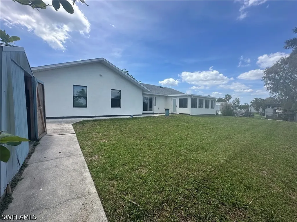 137 Meta Street Fort Myers FL 33905