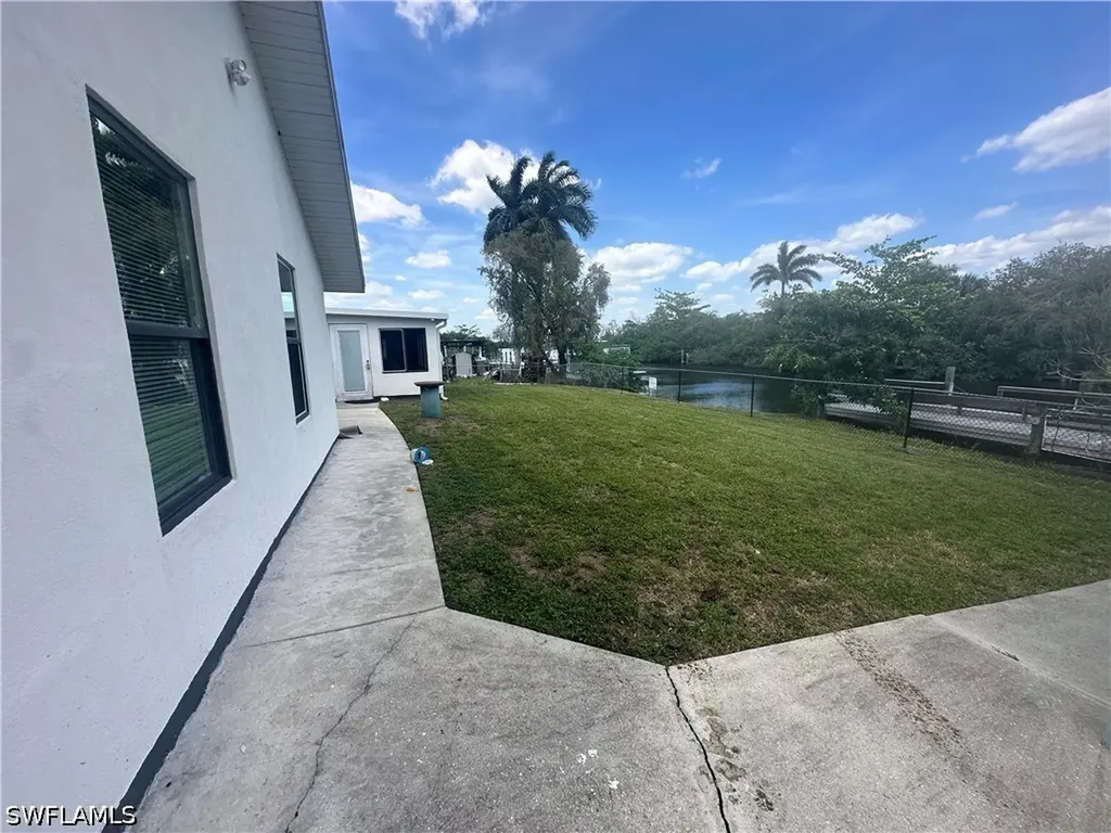 137 Meta Street Fort Myers FL 33905