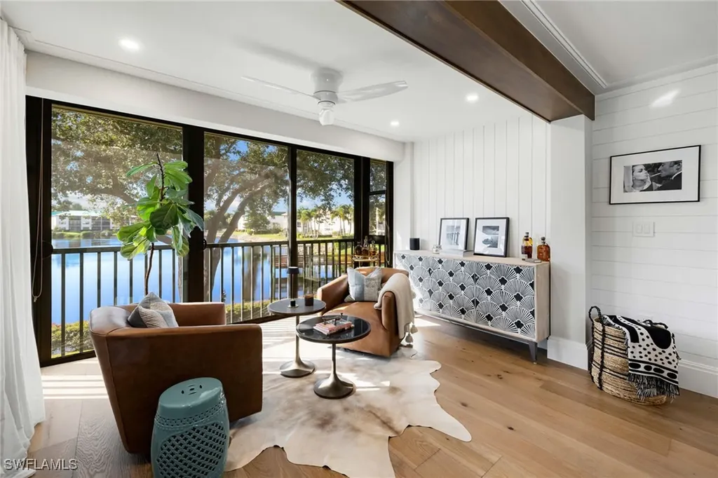 3135 Riviera Drive Naples FL 34103