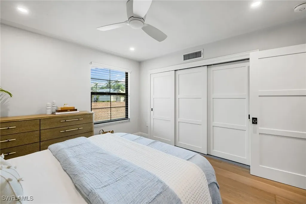 3135 Riviera Drive Naples FL 34103