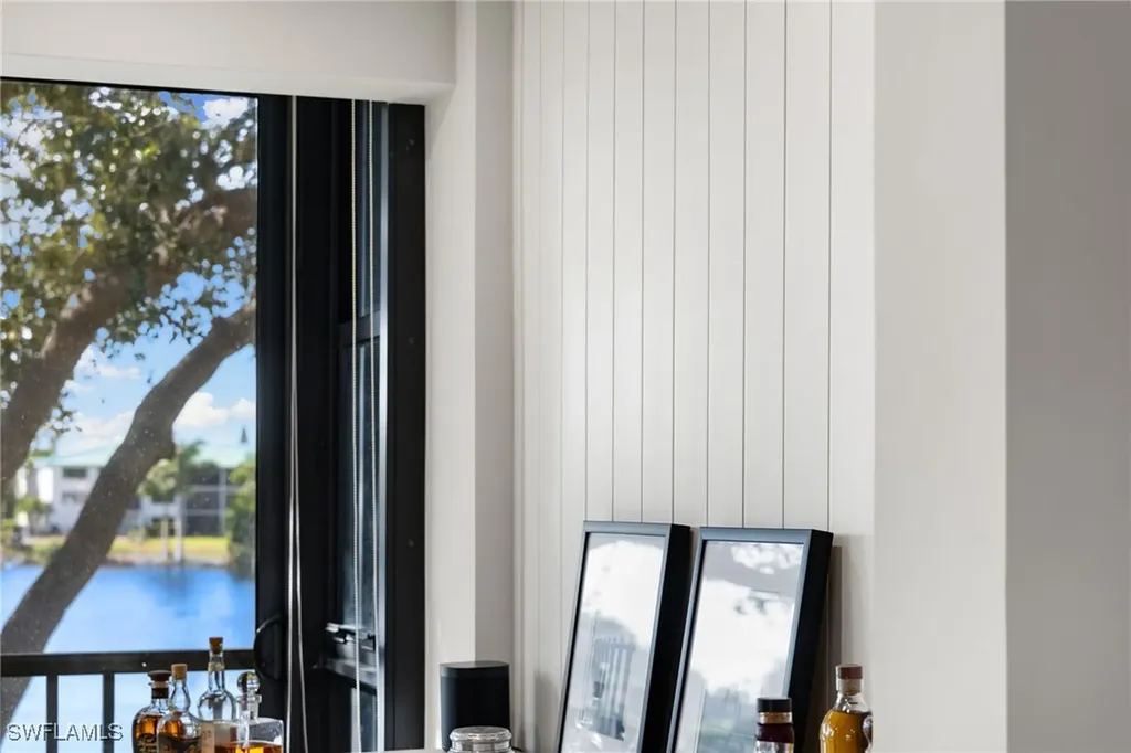 3135 Riviera Drive Naples FL 34103