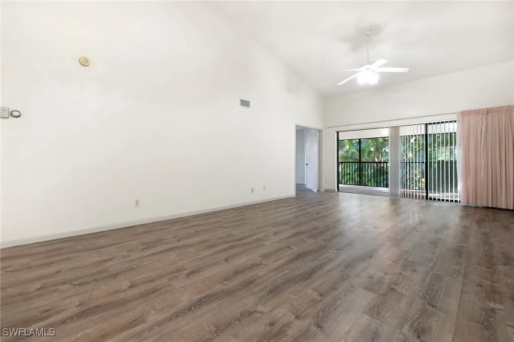 1814 Kings Lake Boulevard Naples FL 34112