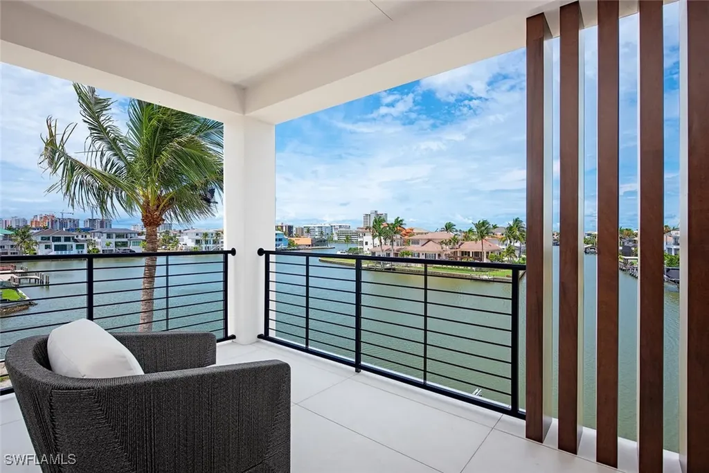 348 Seagull Avenue Naples FL 34108